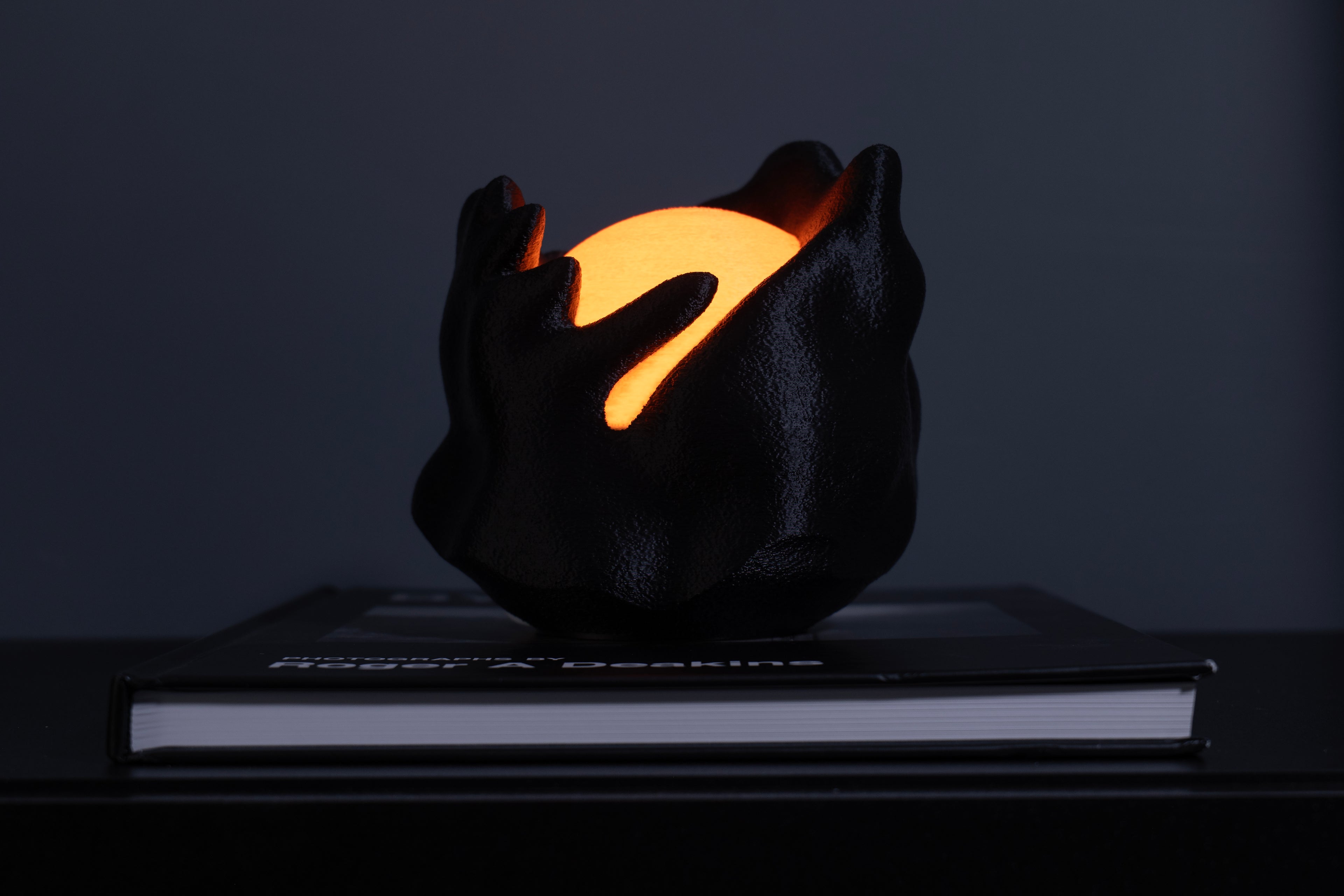 Magma Sculpted Mini Lamp