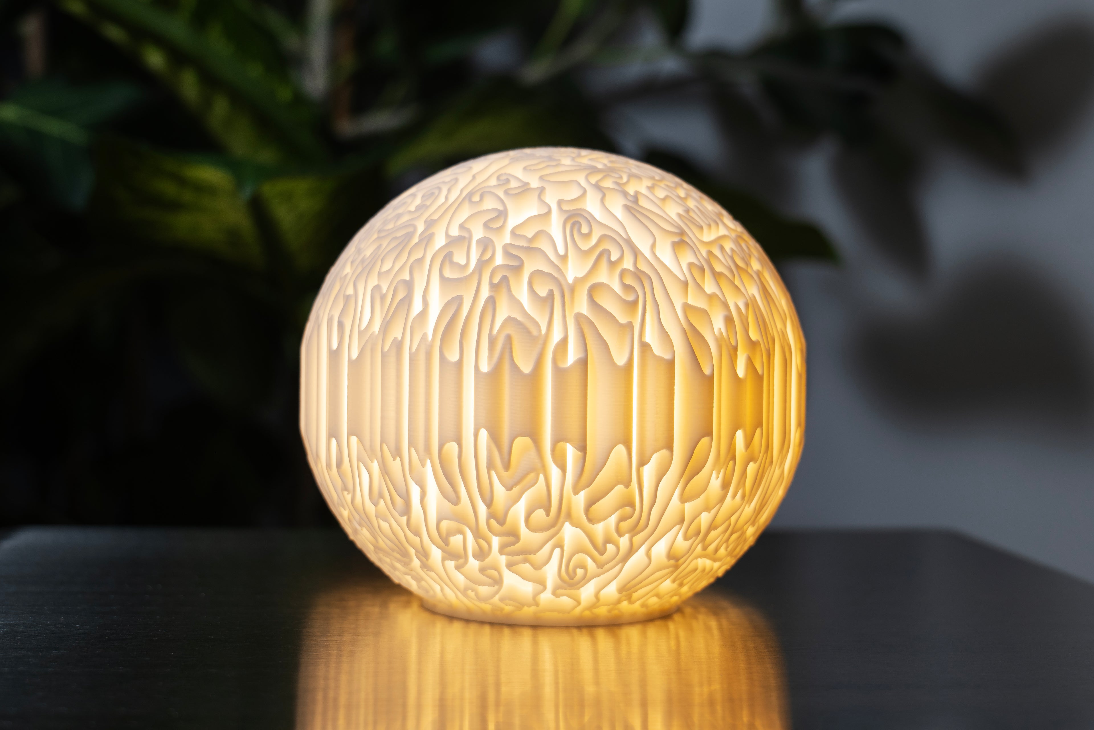 Biomorphic Mini Lamp