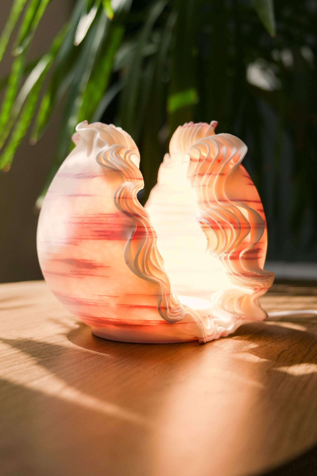 Ocean Petals Sculpted Mini Lamp