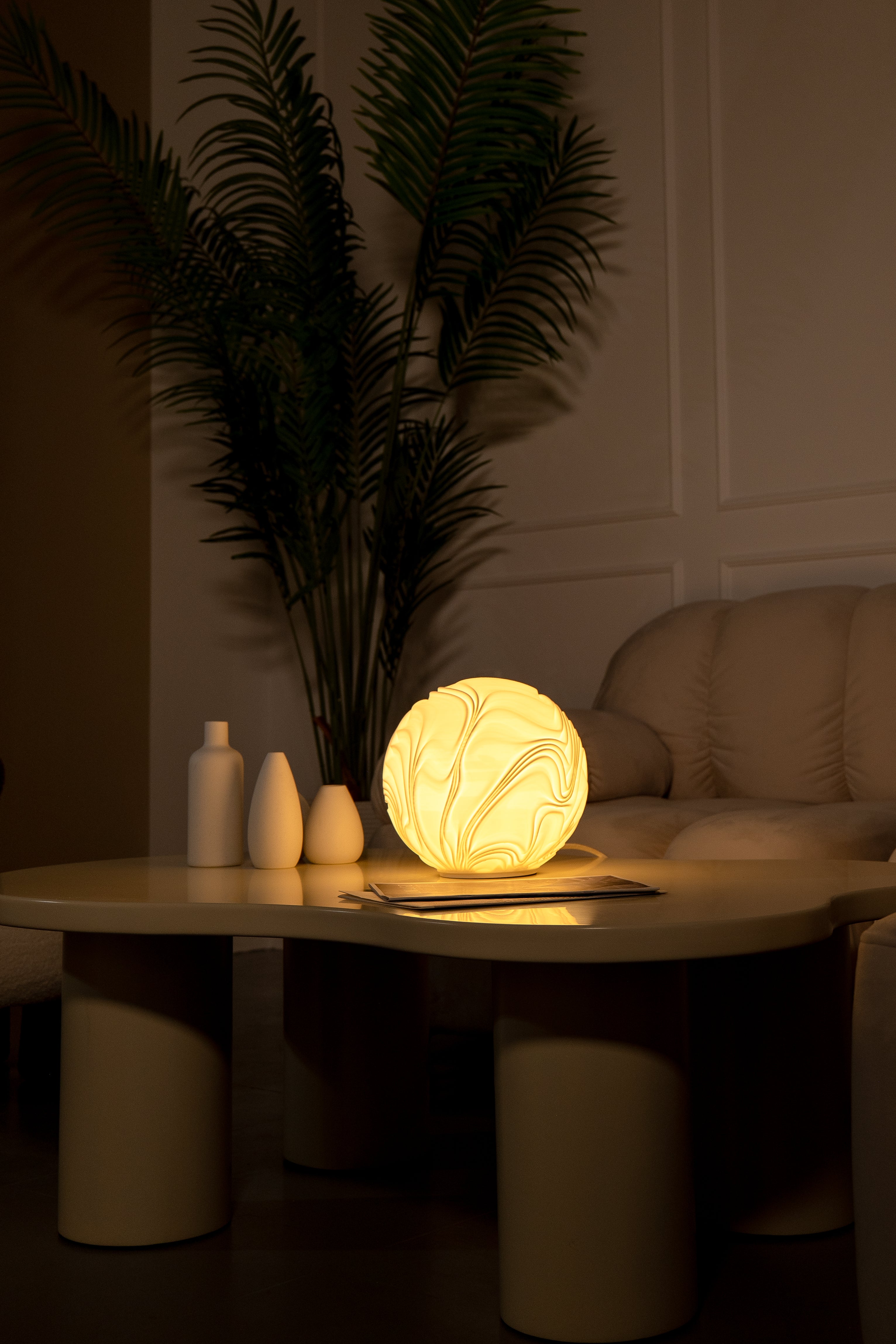 Flow Sculpted Lamp